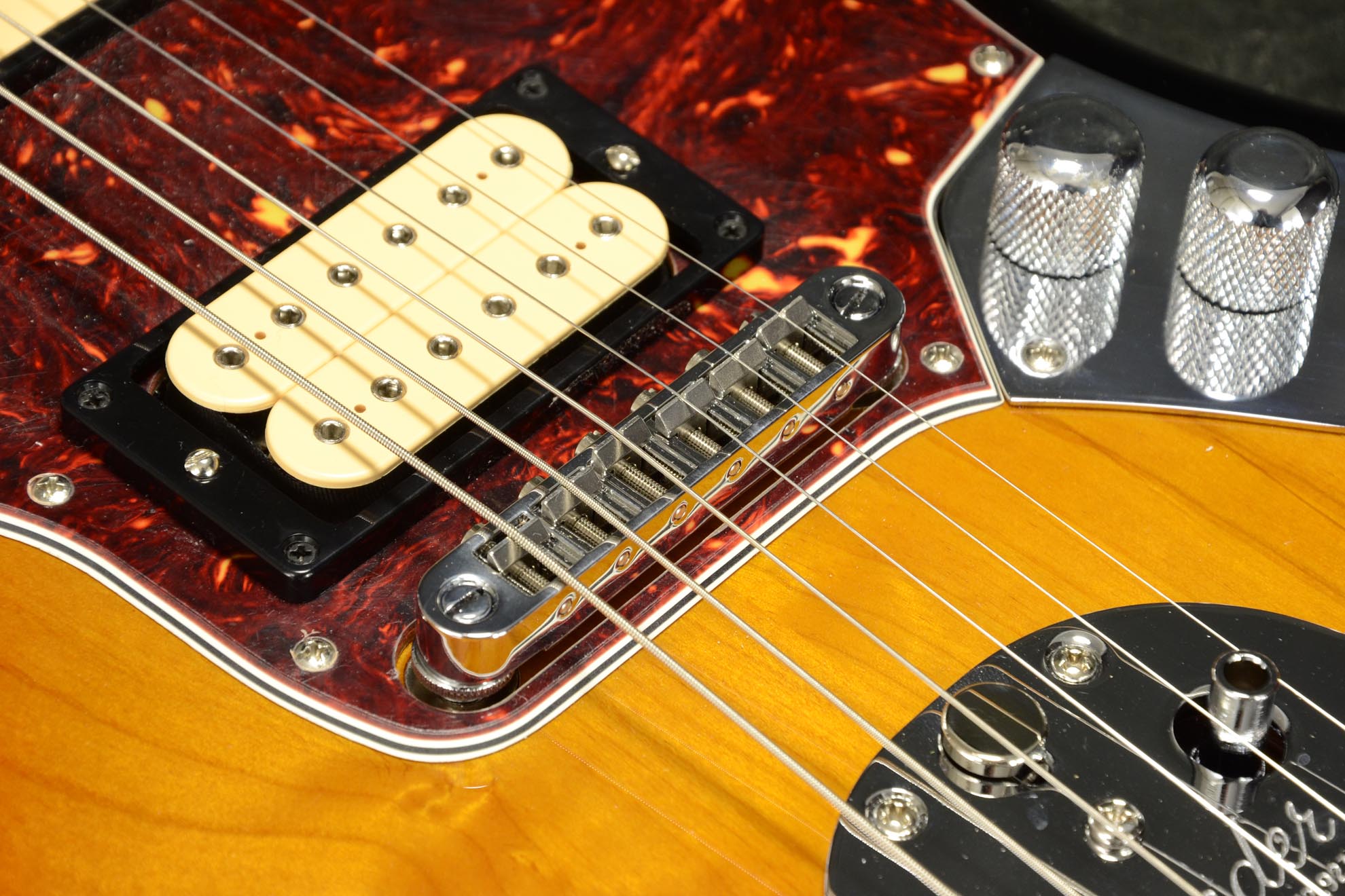 Kurt Cobain Jaguar by Fender Mexico – GuitarQuest イシバシ楽器が 