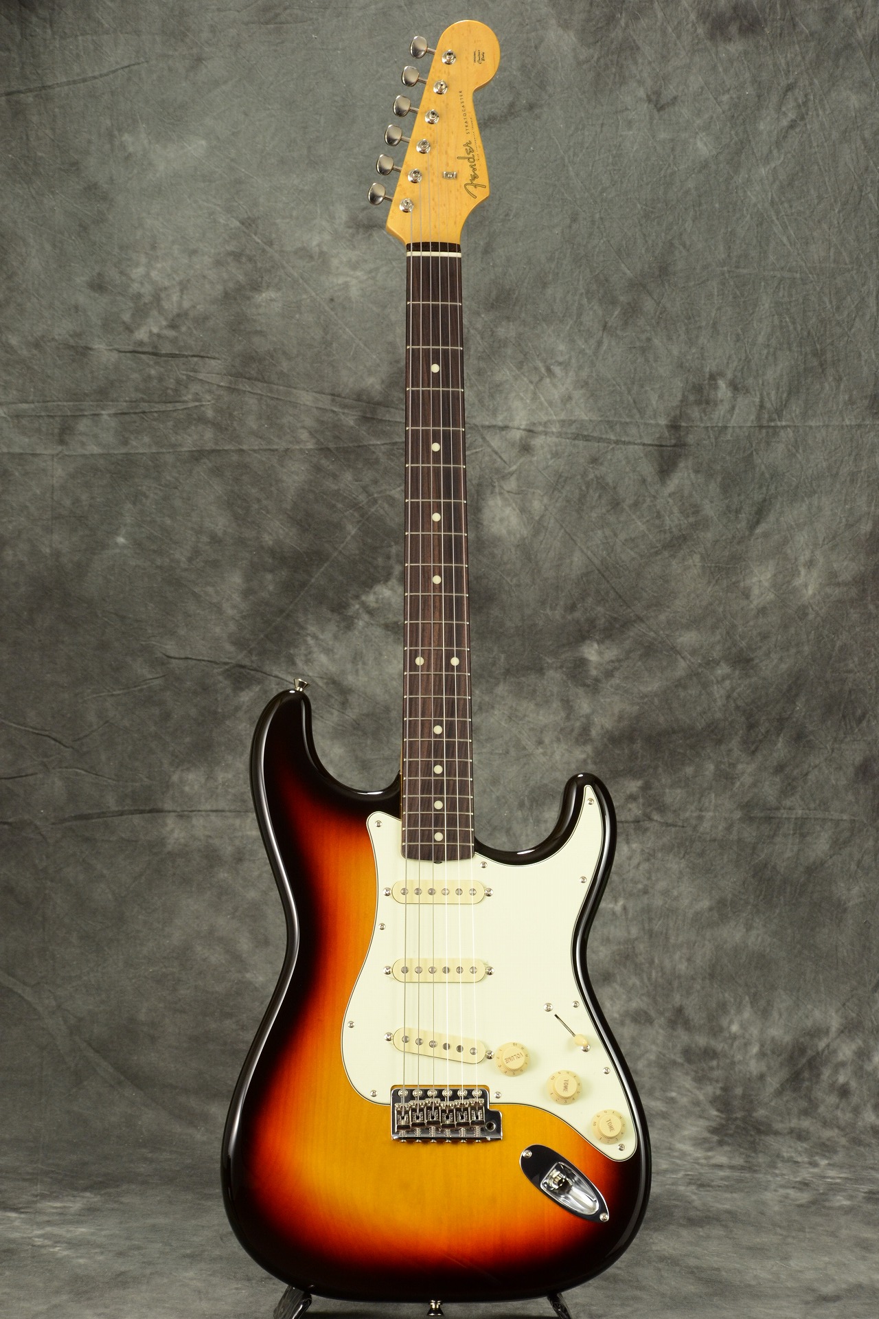 ST62 3tone Sunburst by Fender Japan – GuitarQuest イシバシ楽器が