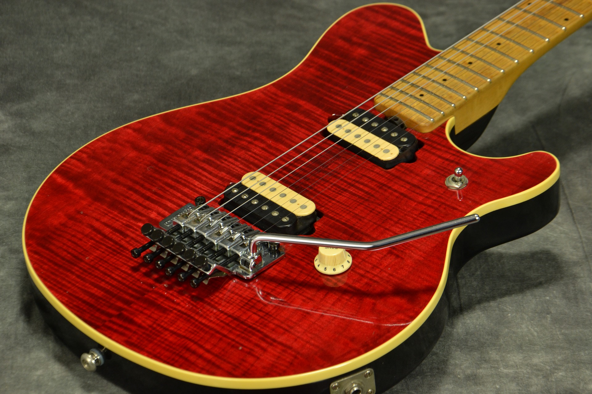 Sterling by Music Man エレキ AX4