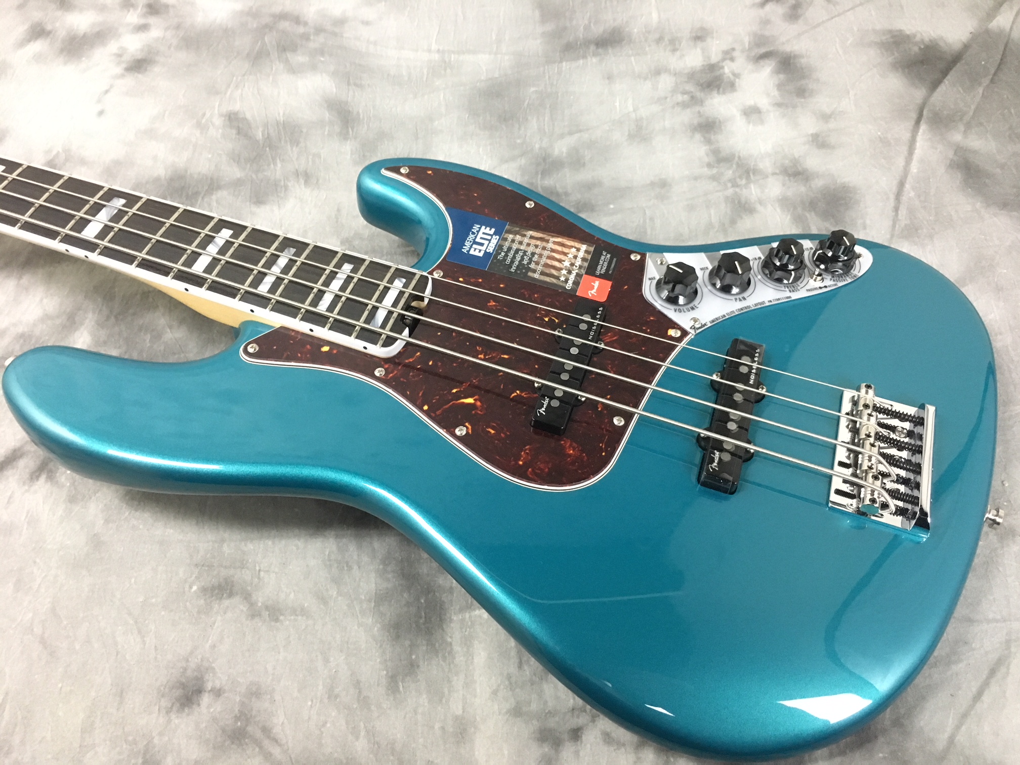 Fender USA American Elite Jass Bass-hybridautomotive.com