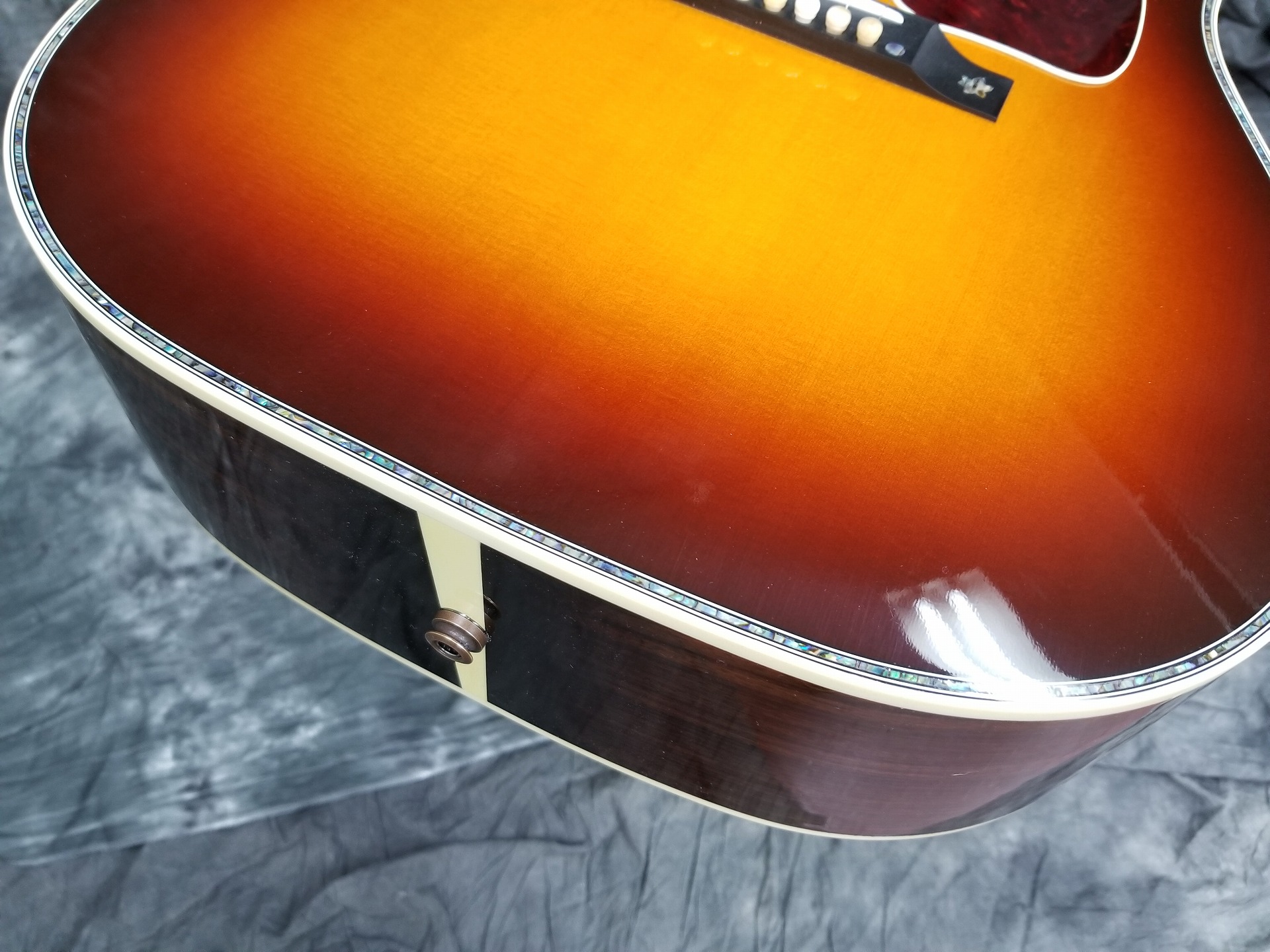 シンガーソングライターに愛されるgibson アコースティック Gibson J 45 Vine Custom 編 Guitarquest イシバシ楽器が送る楽器情報サイト Guitarquest はイシバシ楽器楽器情報サイトです ショッピングサイトでは出来ない高画質写真でスタッフおすすめの楽器をご紹介し