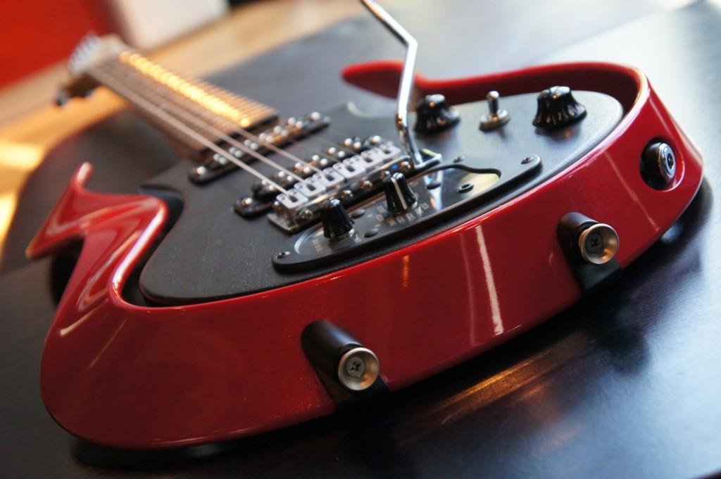 新製品レポート】VOXモデリングギター「STARSTREAM」の詳細が遂に