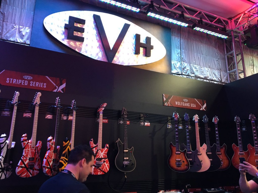 Evh Guitarquest イシバシ楽器が送る楽器情報サイト Guitarquest はイシバシ楽器楽器情報サイトです ショッピングサイトでは出来ない高画質写真でスタッフおすすめの楽器をご紹介します By イシバシ楽器