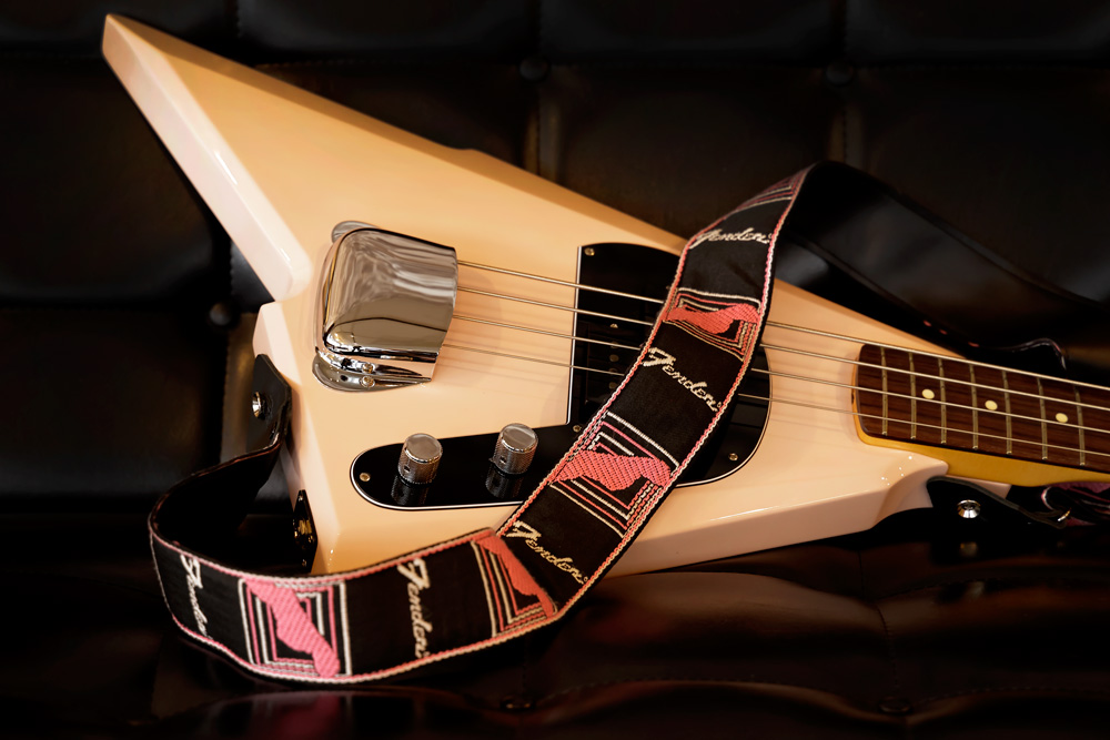 Fenderからハマ・オカモトの新たなシグネイチャーベースとストラップが登場！！ – GuitarQuest イシバシ楽器が送る楽器情報サイト